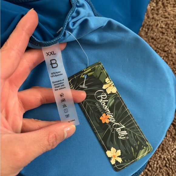 Blooming jelly swim dress one piece - Picture 8 of 8